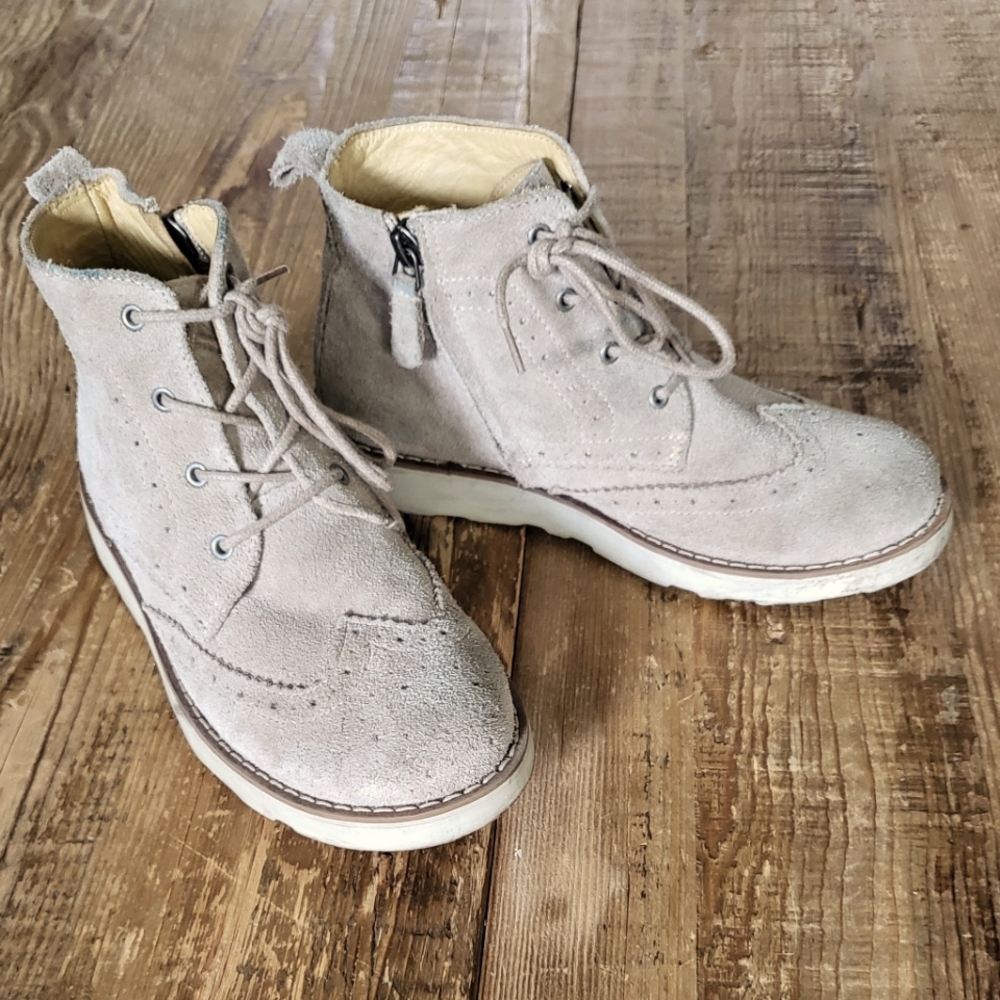 Armani Junior Suede Oxford Boots Size 5
